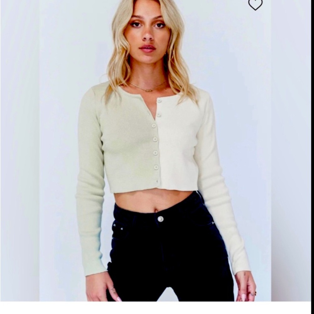 NWT Princess Polly crop cardigan! Size 8 which is a larger medium!